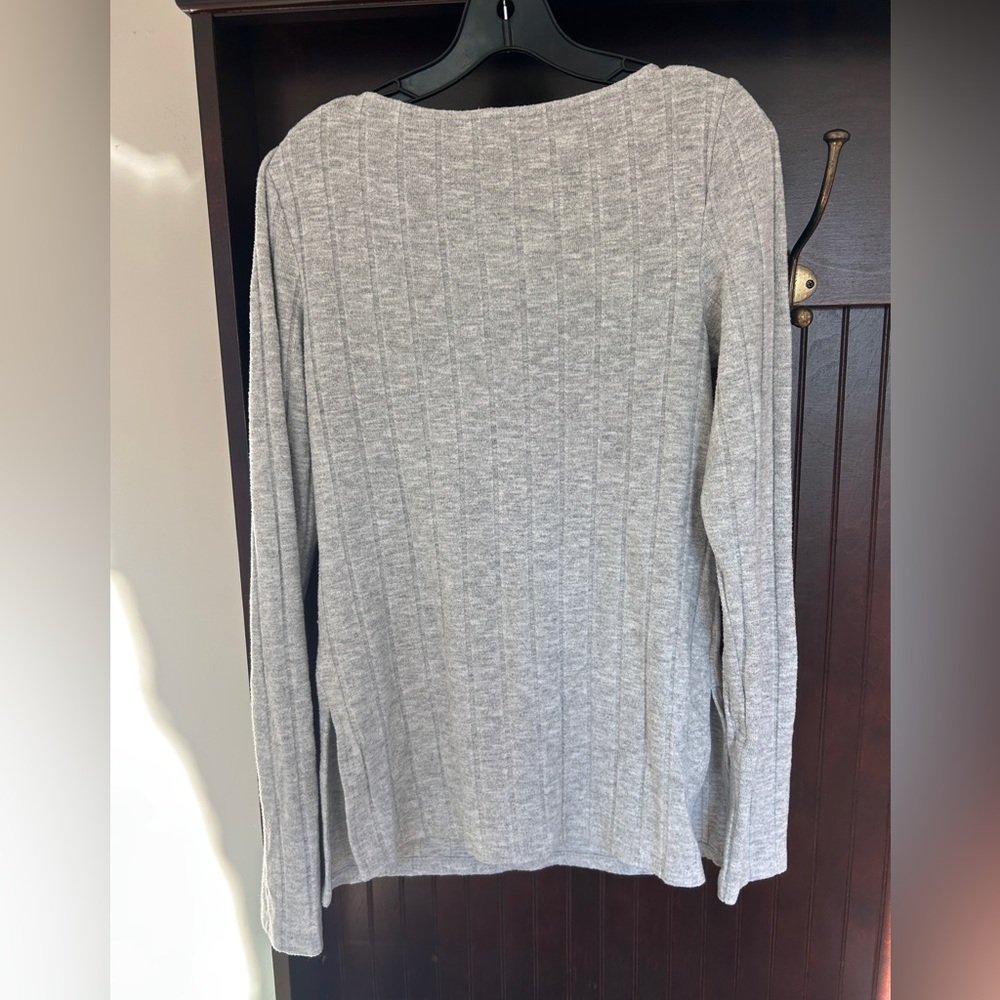 BY ANTHROPOLOGIE Scoop Neck Gray Ribbed Sweater Top Parisian Minimalist Size S - Picture 10 of 12